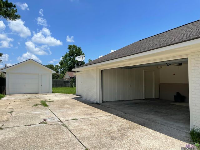 13523 Willowridge Ave, Baton Rouge, LA 70817