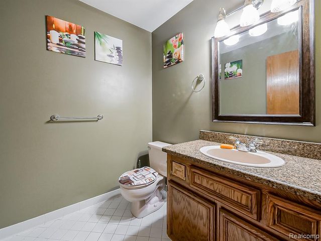 52320 Bryan Michael Drive, Macomb, MI 48042