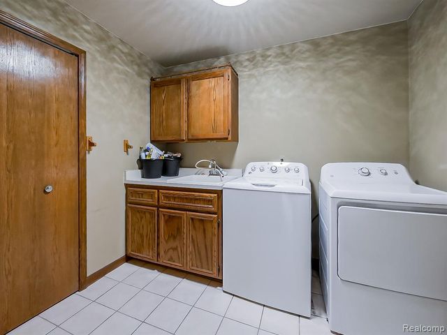 52320 Bryan Michael Drive, Macomb, MI 48042