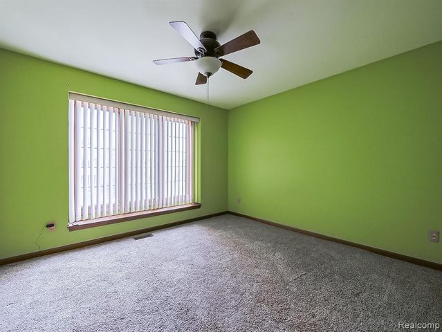 52320 Bryan Michael Drive, Macomb, MI 48042