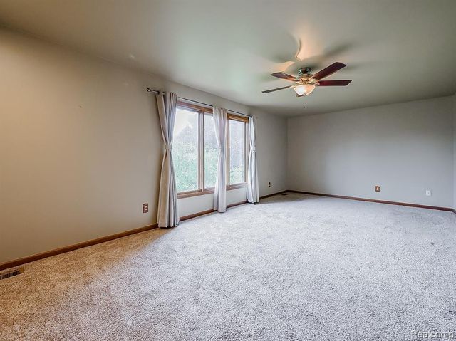 52320 Bryan Michael Drive, Macomb, MI 48042