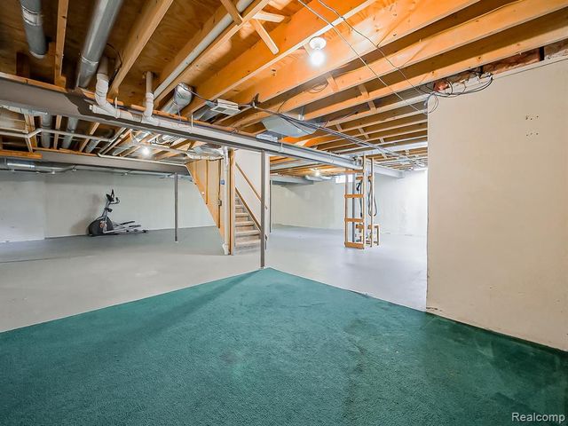 52320 Bryan Michael Drive, Macomb, MI 48042