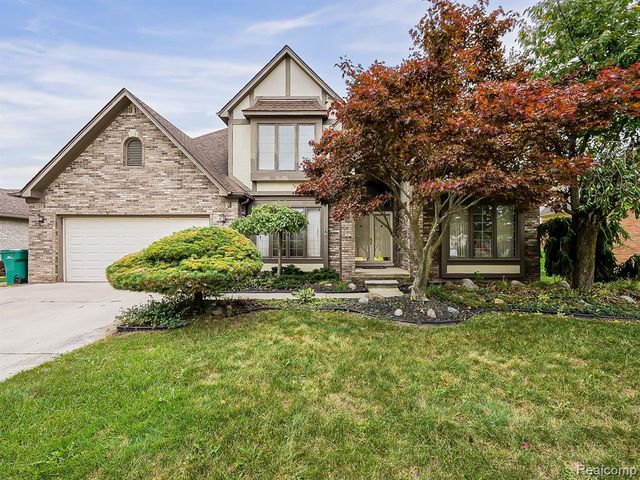 52320 Bryan Michael Drive, Macomb, MI 48042