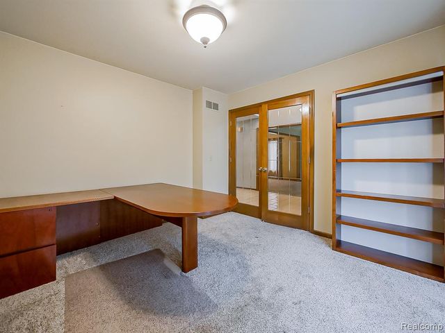 52320 Bryan Michael Drive, Macomb, MI 48042