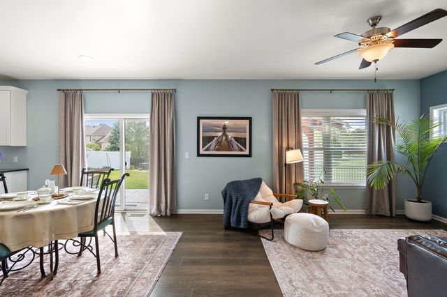 265 E 124th Avenue, Crown Point, IN 46307