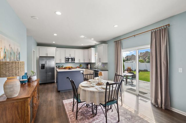 265 E 124th Avenue, Crown Point, IN 46307