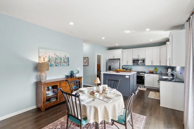 265 E 124th Avenue, Crown Point, IN 46307
