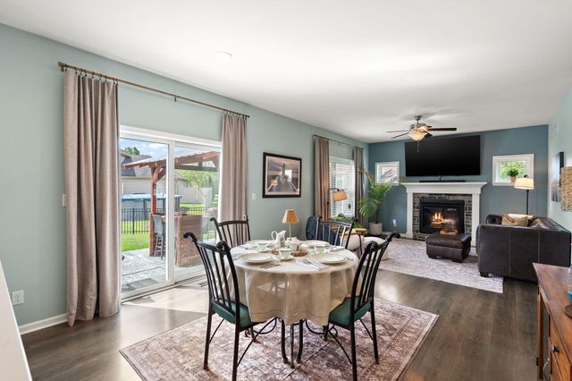 265 E 124th Avenue, Crown Point, IN 46307