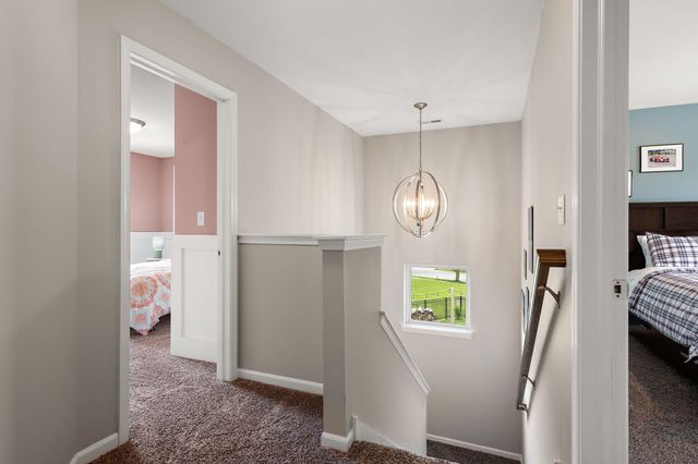 265 E 124th Avenue, Crown Point, IN 46307