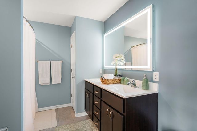 265 E 124th Avenue, Crown Point, IN 46307