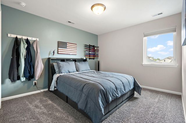 265 E 124th Avenue, Crown Point, IN 46307