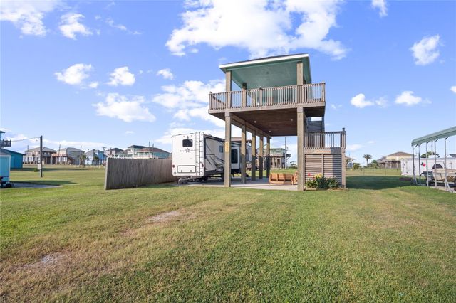 855 S Sage Road, Crystal Beach, TX 77650