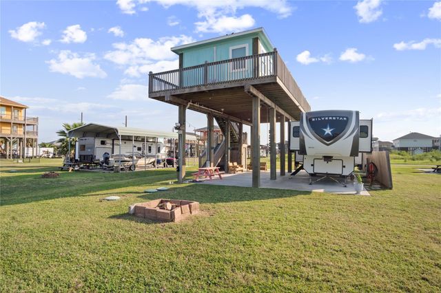 855 S Sage Road, Crystal Beach, TX 77650