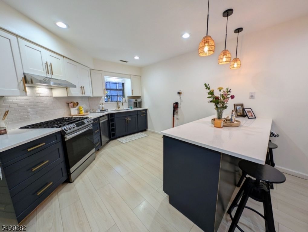 20 Quincy Ln C, West Milford Twp., NJ 07480
