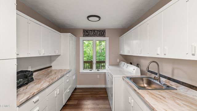 1115 Old Cartertown Road, Gatlinburg, TN 37738