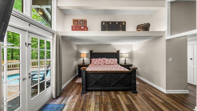 1115 Old Cartertown Road, Gatlinburg, TN 37738