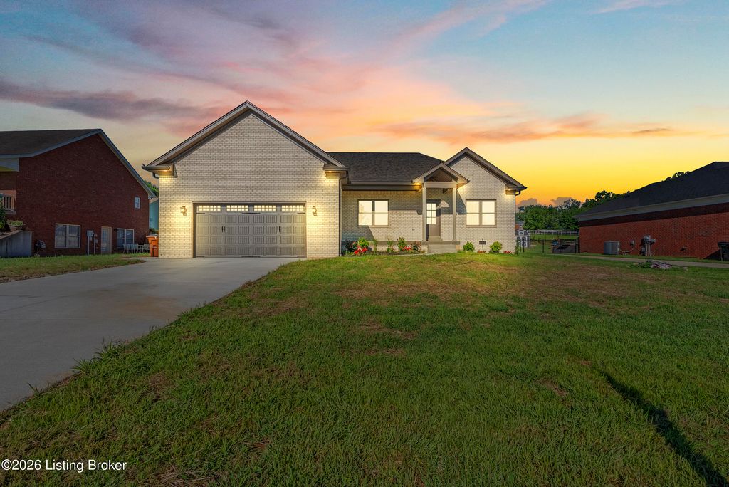 145 Heritage Way, Mt Washington, KY 40047