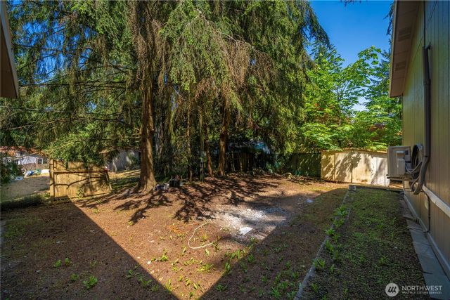 3883 SE Harriet Street, Port Orchard, WA 98366