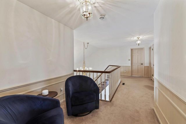 W290S4827 Parke LANE W, Waukesha, WI 53189