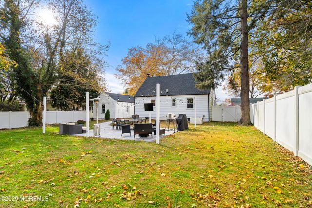 107 Hausser Avenue, Hightstown, NJ 08520