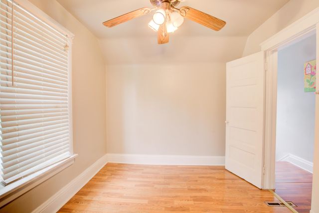 2517 N 28th Avenue, Omaha, NE 68111