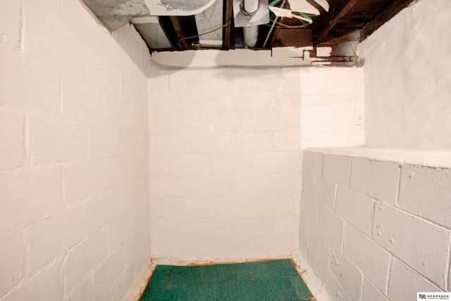 2517 N 28th Avenue, Omaha, NE 68111