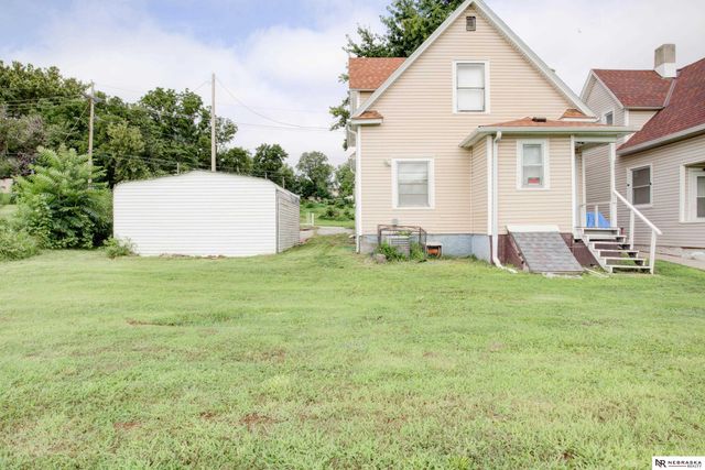 2517 N 28th Avenue, Omaha, NE 68111