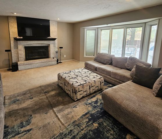 5221 DEER POINTE, Rockford, IL 61114