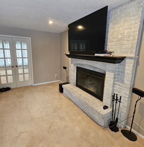 5221 DEER POINTE, Rockford, IL 61114