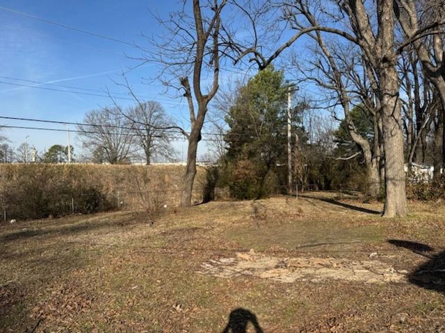 3733 BROMPTON AVE, Memphis, TN 38118