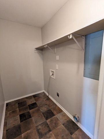 3733 BROMPTON AVE, Memphis, TN 38118