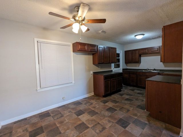 3733 BROMPTON AVE, Memphis, TN 38118