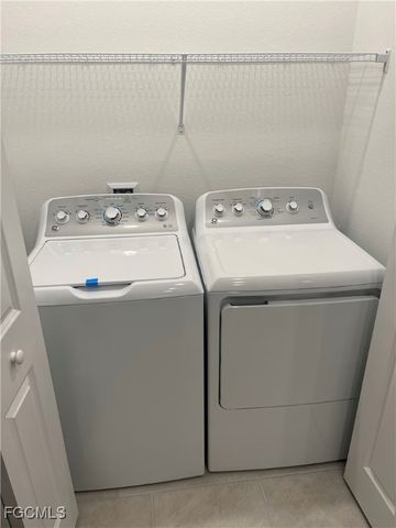 14237 Oviedo PL, Fort Myers, FL 33905