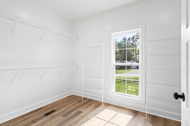 1087 Gratton Rd, Clarksville, TN 37043