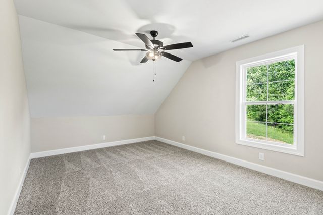 1087 Gratton Rd, Clarksville, TN 37043