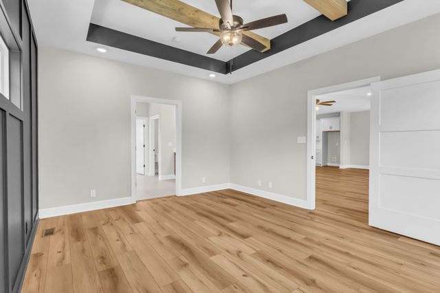 1087 Gratton Rd, Clarksville, TN 37043