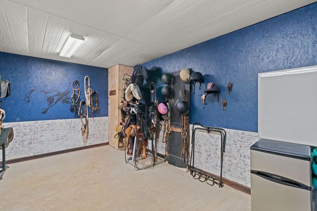 9345 County Road 519, Alvarado, TX 76009
