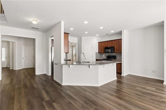 4960 Ducote Trail, Alpharetta, GA 30004