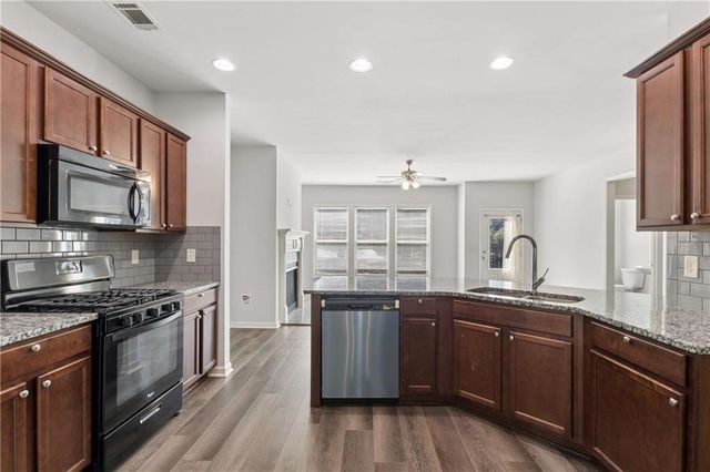 4960 Ducote Trail, Alpharetta, GA 30004