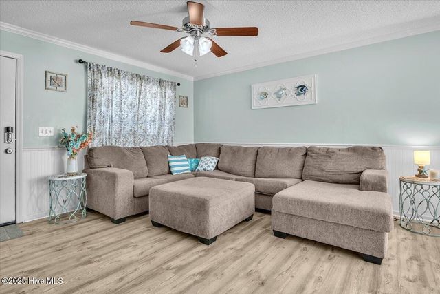 135 NE 36th Street, Oak Island, NC 28465