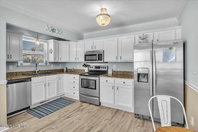 135 NE 36th Street, Oak Island, NC 28465