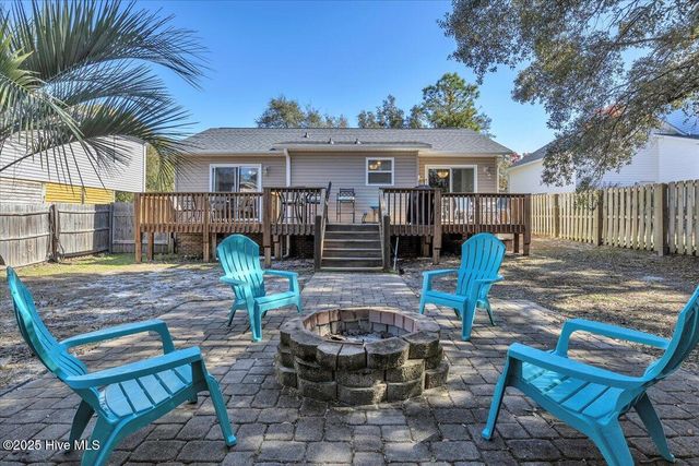 135 NE 36th Street, Oak Island, NC 28465