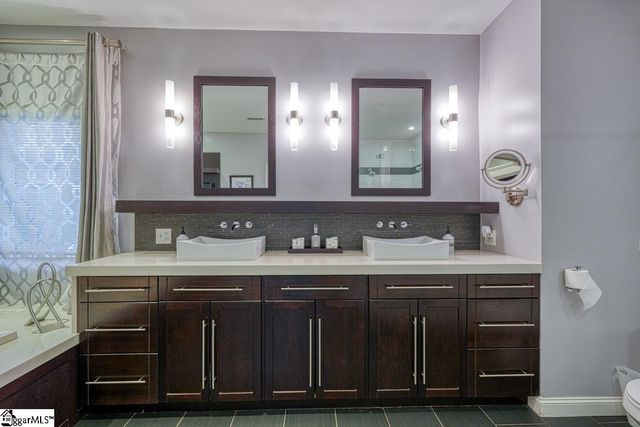 218 Mountain Range Road, Boiling Springs, SC 29316