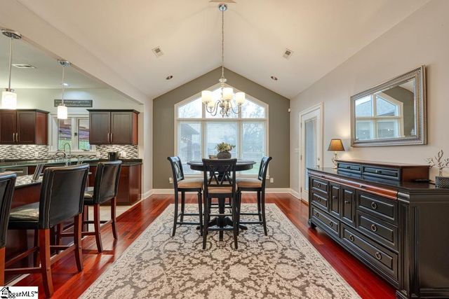 218 Mountain Range Road, Boiling Springs, SC 29316