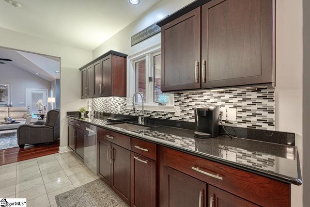 218 Mountain Range Road, Boiling Springs, SC 29316