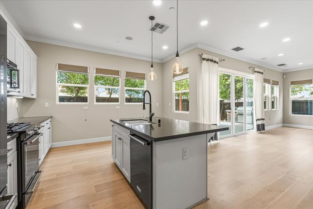 454 Sedge Ct, El Dorado Hills, CA 95762