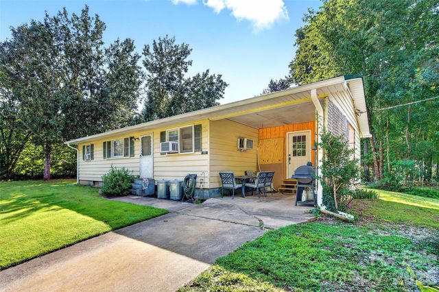 55 Edwards Drive, Nebo, NC 28761