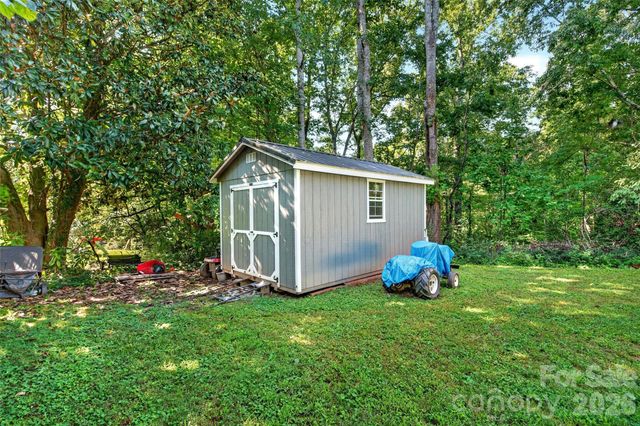 55 Edwards Drive, Nebo, NC 28761