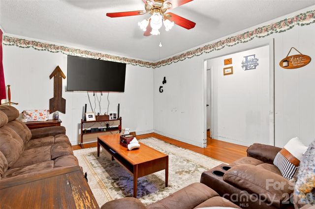 55 Edwards Drive, Nebo, NC 28761
