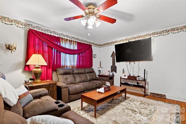 55 Edwards Drive, Nebo, NC 28761
